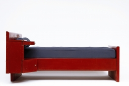 Jean Prouvé's daybed, side view