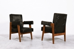 Le Corbusier, Pierre Jeanneret & Jeet Lal Malhotra's "Advocate and Press" pair of armchairs, diagonal front and back view