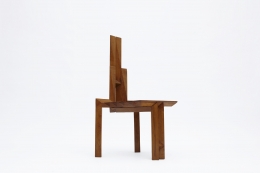 Dominique Zimbacca's "Sculpture" chair, full diagonal view