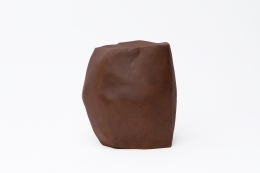 Annie Fourmanoir's ceramic stool, back view