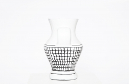 Roger Capron's ceramic vase side view
