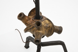 Paul de Ghellinck's pair of table lamps detailed view of base