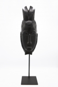 Roger Capron's ceramic mask straight view
