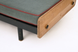 Jean Prouvé's daybed, detailed view of bottom and foot
