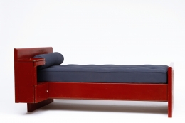 Jean Prouvé's daybed, side diagonal view