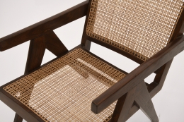 Pierre Jeanneret's pair of easy armchairs detailed view