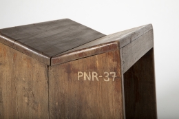 Pierre Jeanneret's stool, close up on the side