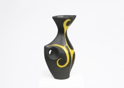 Gilbert Valentin / Les Archanges' ceramic vase, diagonal view
