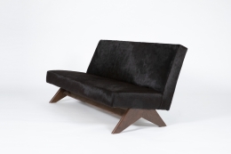 Image of Pierre Jeanneret Low sofa, c.1955-56 - 3/4 front view