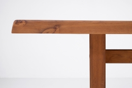 Pierre Chapo "T14C" dining table detailed view of table top and leg